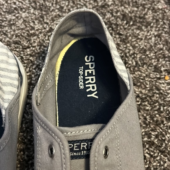 Sperry Top-Sider gray and white striped sneakers size 10 - Picture 5 of 9